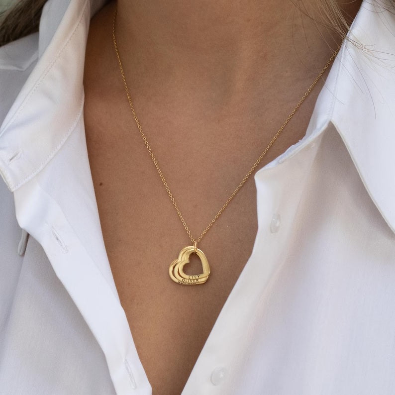 collana cuori da personalizzare con i nomi della famiglia, regalo per la mamma, colore oro