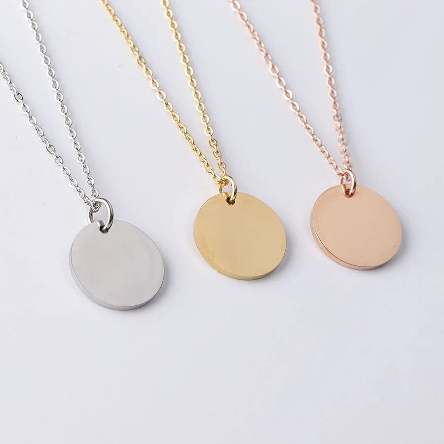 Collana ciondolo tondo da personalizzare, in diversi colori