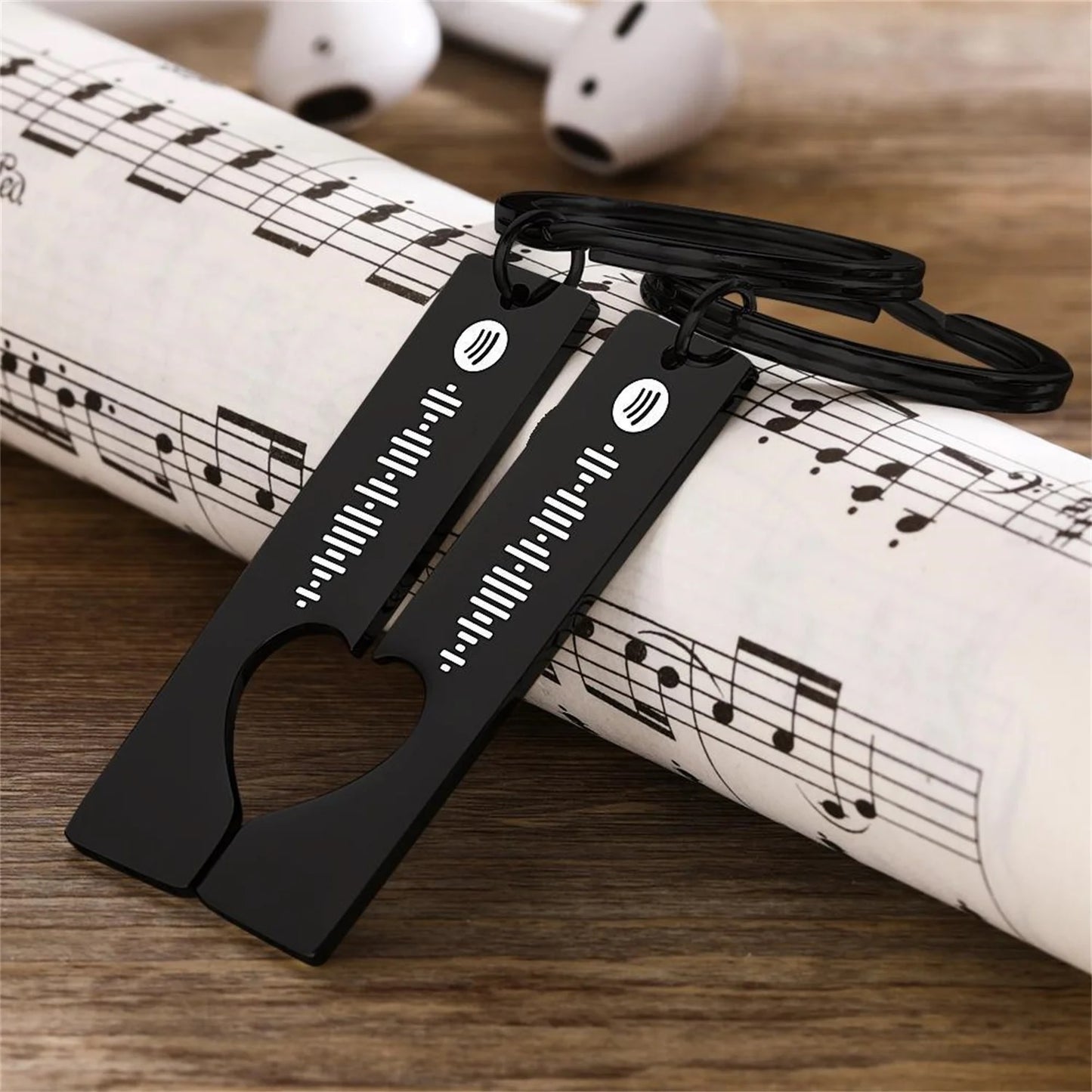 portachiavi inciso con canzone in colore nero